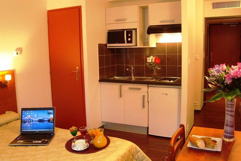 เรซีด็องซ์ ดู โซเลย์ Aparthotel ลูร์ด ภายนอก รูปภาพ